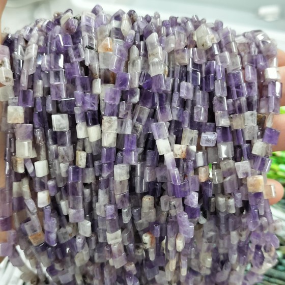 No_252_Natural Amethyst Double Hole Square Bead_5*5mm_(Sold Per Strand)