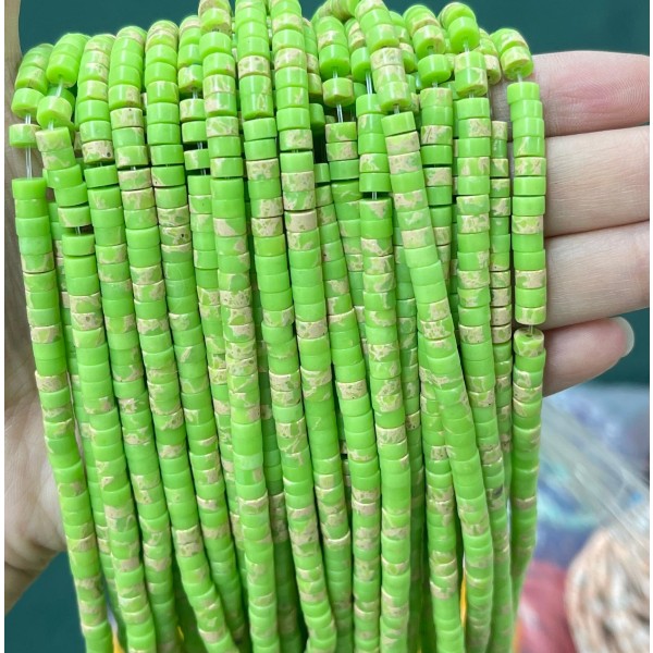 No_2243_Synthetic Grass Green Serpentine Disc (heishi) Spacer Beads_4*2mm_(Sold Per Strand)
