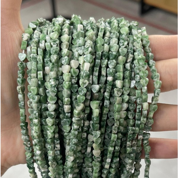 No_665_Natural Green Dot Stone Flat Heart_4mm_(Sold Per Strand)