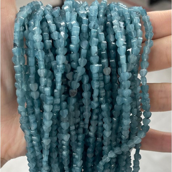 No_675_Enhanced Ink Blue Chalcedony Flat Heart_4mm_(Sold Per Strand)