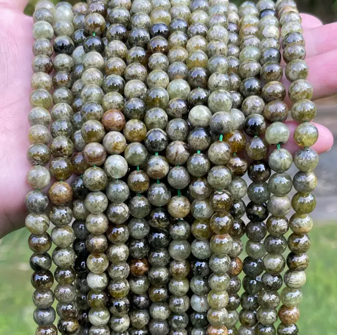 No_4005_Natural Green Garnet Beads_10mm_(Sold Per Strand)