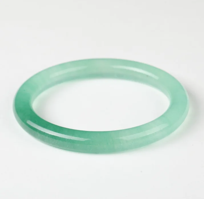 No_6368_Natural Green Strawberry Quartz Bangle_57-58mm_(Sold Per Strand)